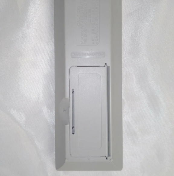 GENUINE Panasonic EUR7711110 Remote Control Tested - Picture 3 of 3